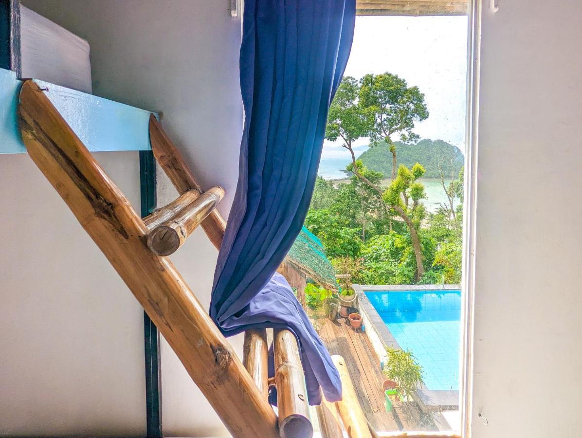 Lexias And Workspace - Hostel El Nido